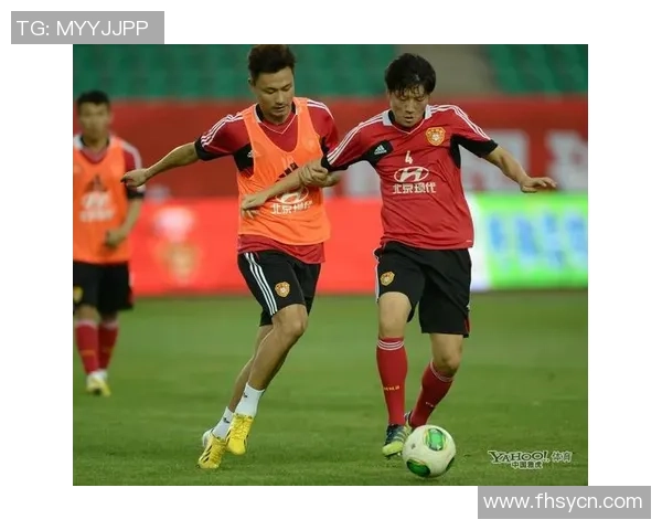 西安足球队的转型之路:从传统到现代的深度解析与展望 西安足球队的转型之路:从传统到现代的深度解析与展望