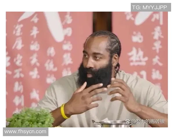 足球巨星搞笑穿搭篮球服引发球迷热议与欢乐反响 足球巨星搞笑穿搭篮球服引发球迷热议与欢乐反响